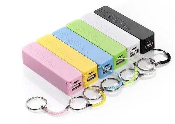 Advertising Style Gift Plastic Power Bank 2600MAH 3000MAH 18650 Full Battery