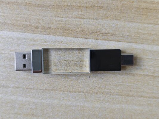 Crystal Usb 3.0 USB A With Type C Both Port Reading Very Fast Crystal Part Can Engraving Logo Metal Part Can Laser Logo Inside Have Two Flash Chips