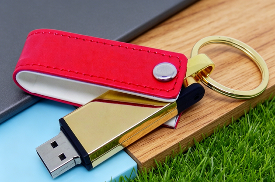 Mac OS Compatible Leather USB Flash Drive Black Stock Color Custom OEM Stylish Durable Design Perfect for Corporate Gifts