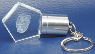 In The Shape Of A Bottle Crystal Usb Flash Drive 3.0 Fast Transfer Speed Durable Design Crystal Can Engraving Logo