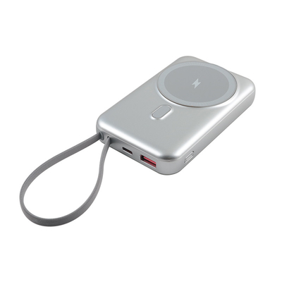 Portable Power Bank with Li-polymer Battery / 18650 Batter Type and 38.3 Passed